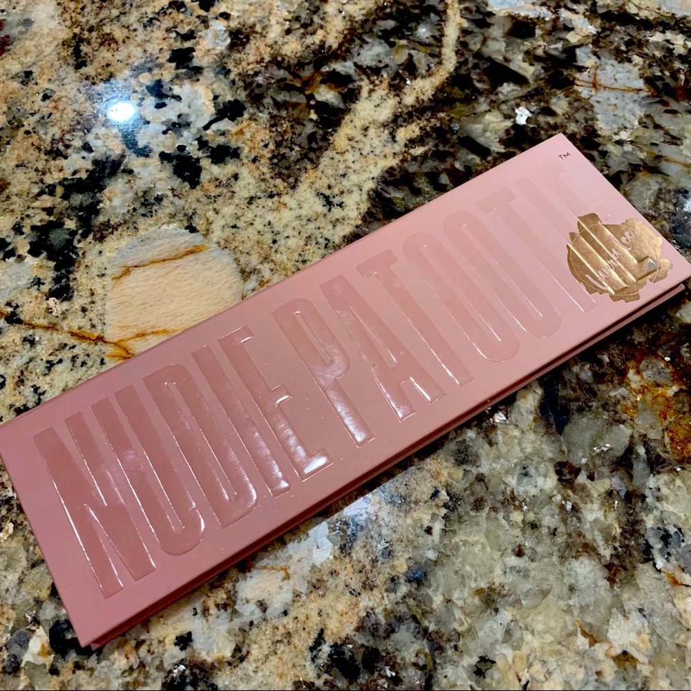 Laura Lee Nudie Patootie Palette
